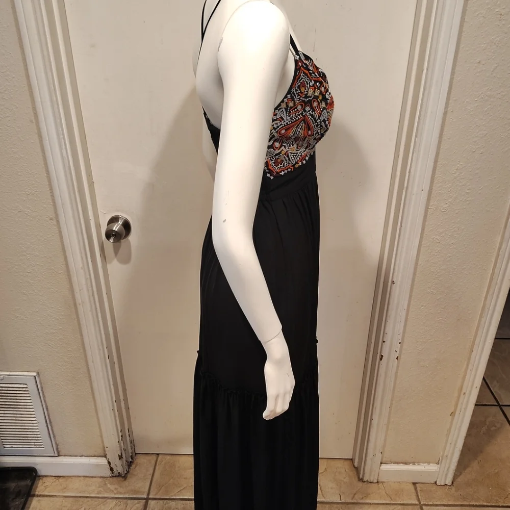 Abercrombie & Fitch Black Tiered Embroidered Bodice Maxi Dress Sz S Boho Summer